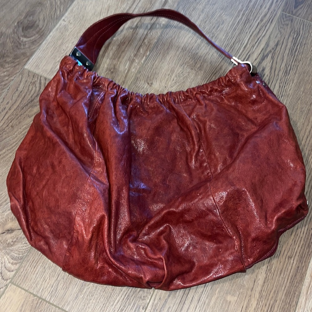 Kenneth Cole New York Genuine Leather Hobo Bag